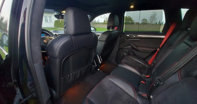 Porsche Cayenne cena 132000 przebieg: 146000, rok produkcji 2012 z Pruszków małe 529